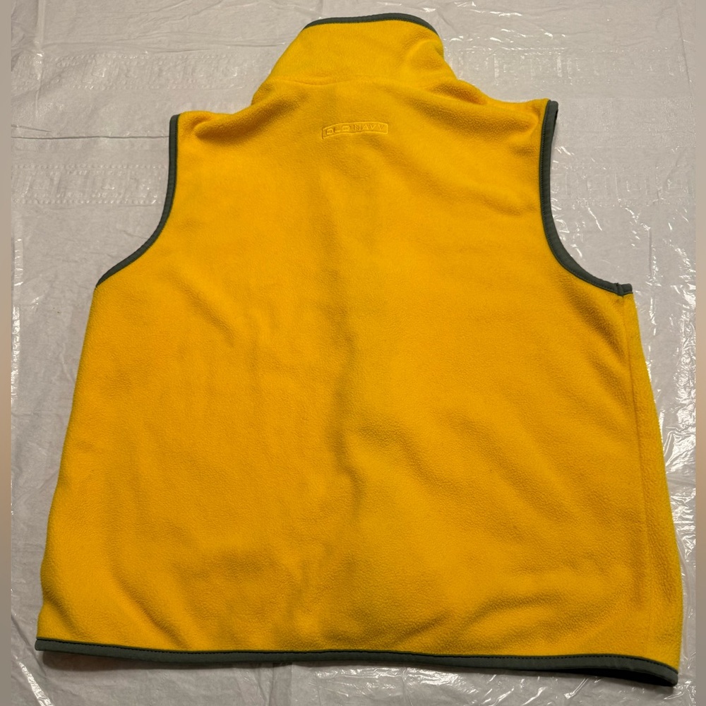 2 Old Navy Fleece Zip Up Vests Size Small - Picture 5 of 9